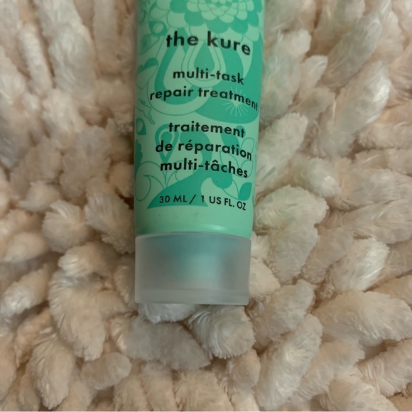 Amika the kure multi-task repair hair treatment travel size - Picture 2 of 3